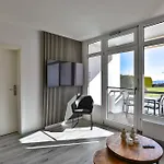Strandkoje 106 *