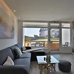 Strandkoje 106 *